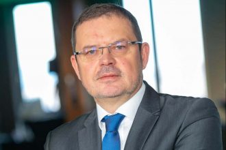 Michał Gawrych, dyrektor zarządzający w firmie Impress Decor Polska.